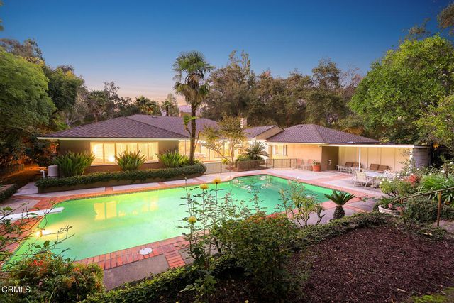 1304 Padres Trail, La Canada Flintridge, CA 91011