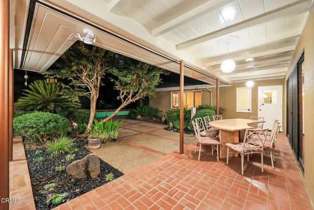 1304 Padres Trail, La Canada Flintridge, CA 91011