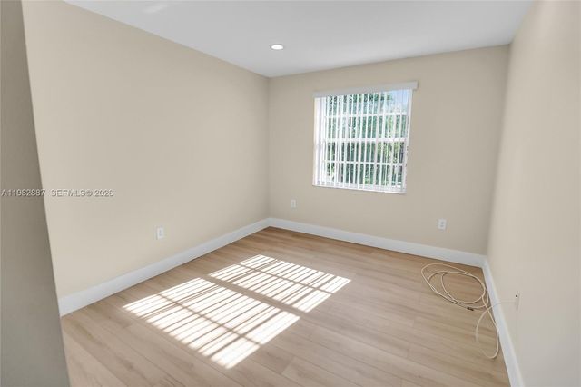 652 NW 133rd Dr, Plantation, FL 33325