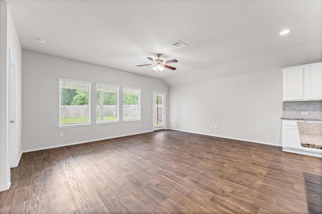 5947 Dovershire Bluff Way, Spring, TX 77389