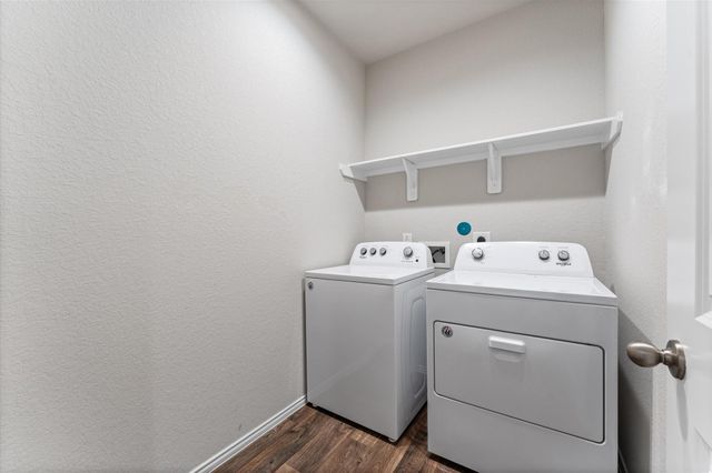 5947 Dovershire Bluff Way, Spring, TX 77389