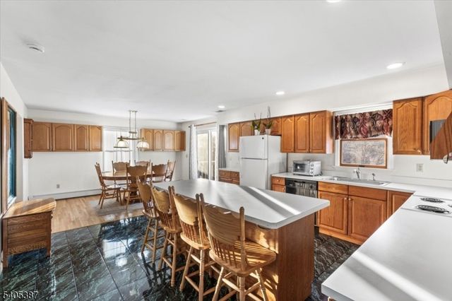 276 Wild Cat Rd, Franklin Boro, NJ 07416