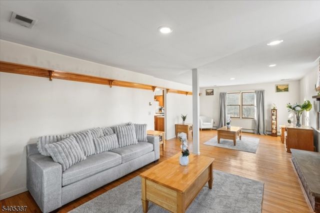 276 Wild Cat Rd, Franklin Boro, NJ 07416