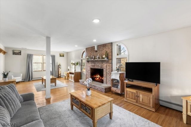 276 Wild Cat Rd, Franklin Boro, NJ 07416