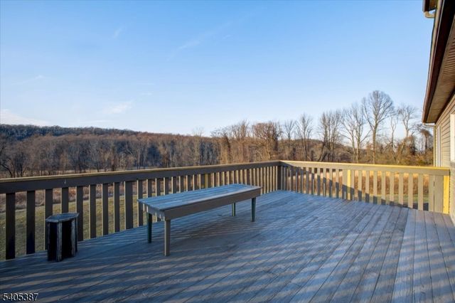 276 Wild Cat Rd, Franklin Boro, NJ 07416