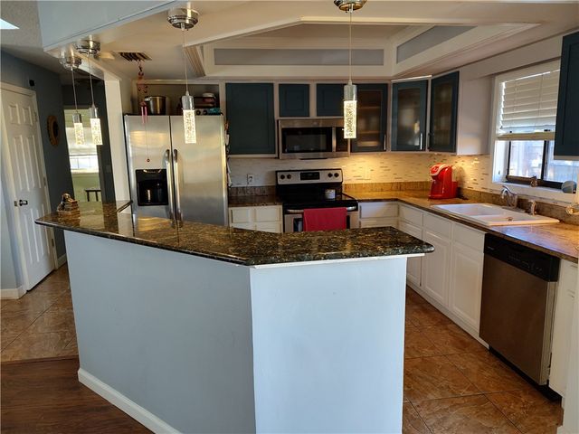 334 15th Street SW, Vero Beach, FL 32962