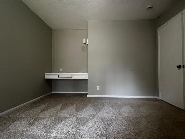 92 Sparrow Way, Beaumont, TX 77707