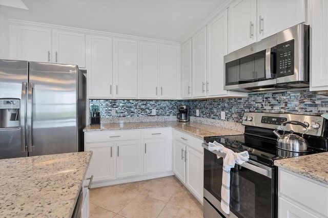 14071 HERITAGE LANDING BOULEVARD 326, Punta Gorda, FL 33955