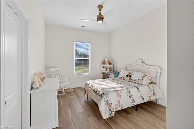 138 Arthur Needham Road, Pilot Mountain, NC 27041