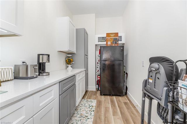 138 Arthur Needham Road, Pilot Mountain, NC 27041