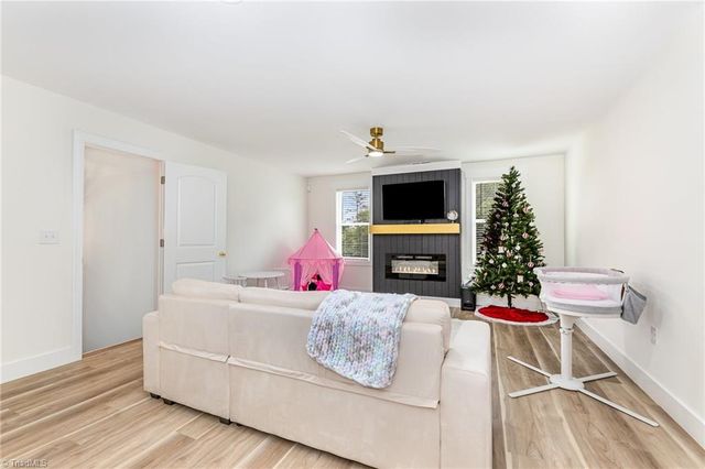 138 Arthur Needham Road, Pilot Mountain, NC 27041