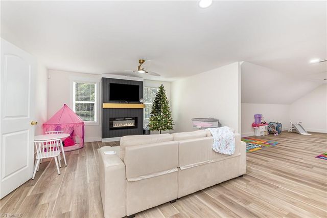 138 Arthur Needham Road, Pilot Mountain, NC 27041