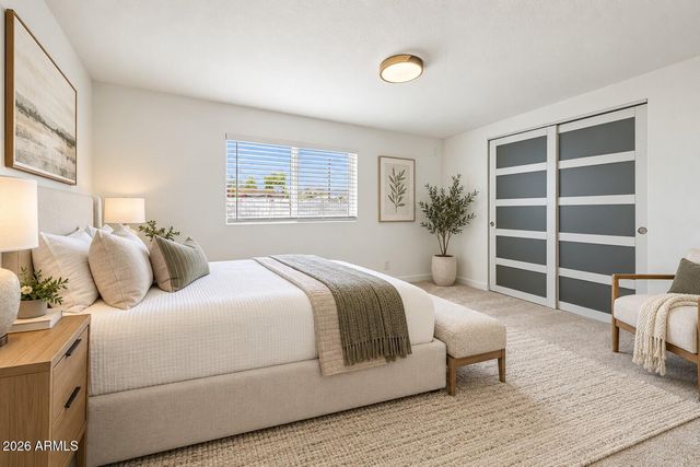 4030 W GLENDALE Avenue, Phoenix, AZ 85051