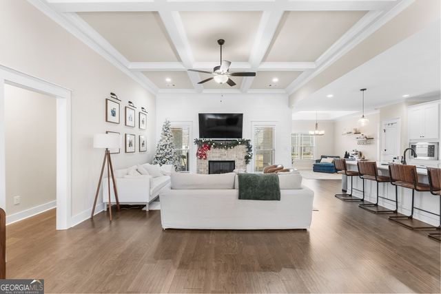 105 Woodwinds Court, Kathleen, GA 31047