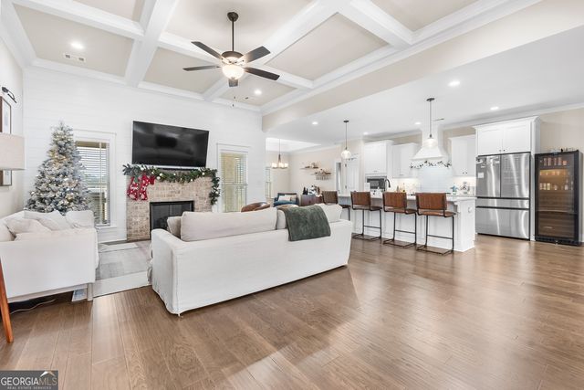 105 Woodwinds Court, Kathleen, GA 31047