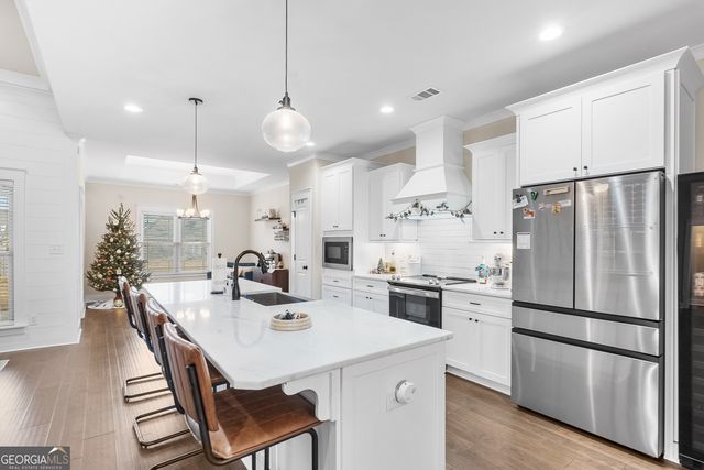 105 Woodwinds Court, Kathleen, GA 31047