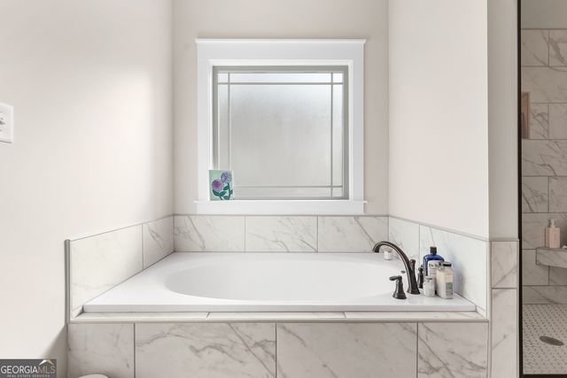 105 Woodwinds Court, Kathleen, GA 31047