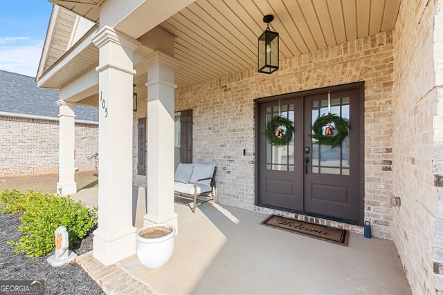 105 Woodwinds Court, Kathleen, GA 31047