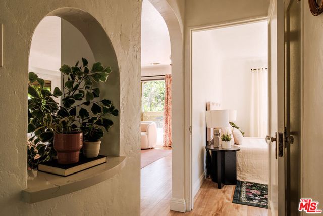 643 N Vendome Street, Los Angeles, CA 90026