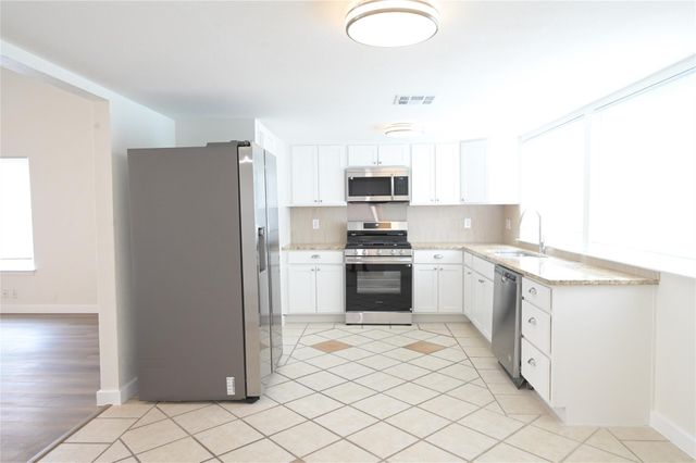 7403 Ferndale CIR, Austin, TX 78745