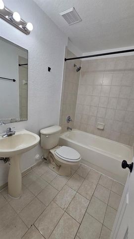2255 NW 136th Ter 2255, Opa-locka, FL 33054