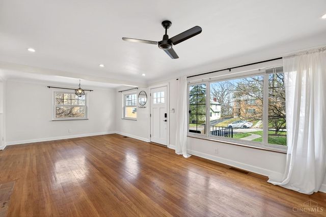 2133 Ronaldson Avenue, Cincinnati, OH 45230