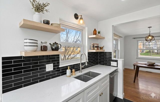 2133 Ronaldson Avenue, Cincinnati, OH 45230