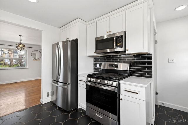 2133 Ronaldson Avenue, Cincinnati, OH 45230