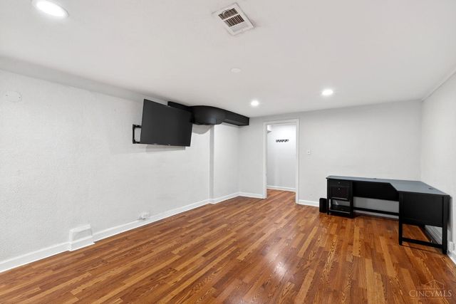 2133 Ronaldson Avenue, Cincinnati, OH 45230