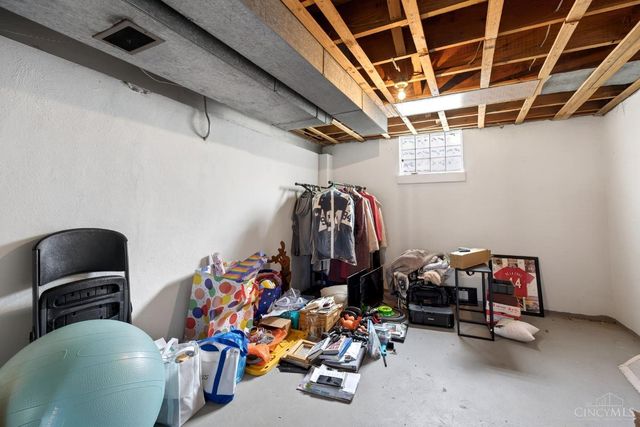 2133 Ronaldson Avenue, Cincinnati, OH 45230