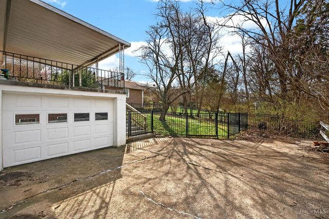 2133 Ronaldson Avenue, Cincinnati, OH 45230