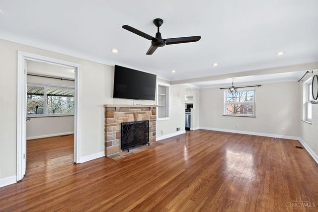 2133 Ronaldson Avenue, Cincinnati, OH 45230