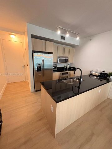 1111 SW 1st Avenue 2015N, Miami, FL 33130