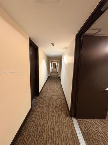 1111 SW 1st Avenue 2015N, Miami, FL 33130