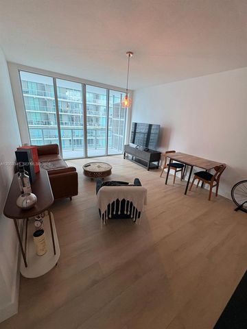 1111 SW 1st Avenue 2015N, Miami, FL 33130