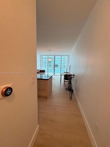 1111 SW 1st Avenue 2015N, Miami, FL 33130