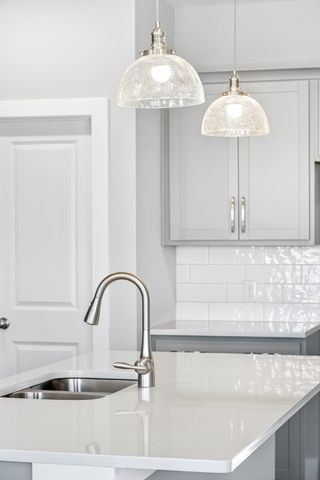 3920 Trinity Woods Rd, Columbia, TN 38401