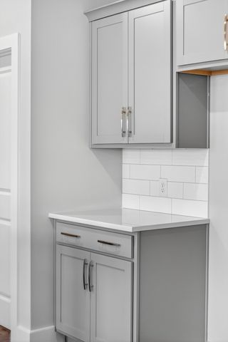 3920 Trinity Woods Rd, Columbia, TN 38401