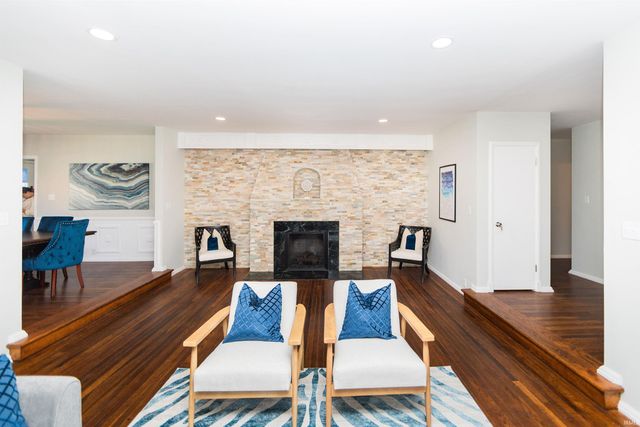 1220 E Hunter Avenue, Bloomington, IN 47401