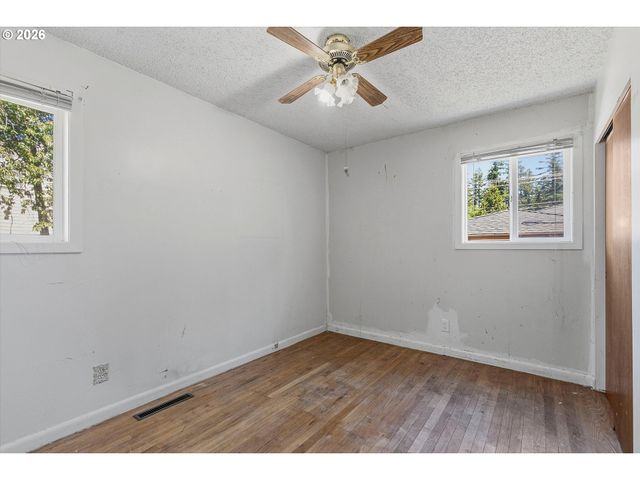 2551 CAMBRIDGE St, West Linn, OR 97068