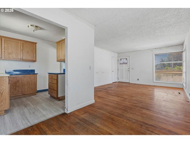 2551 CAMBRIDGE St, West Linn, OR 97068