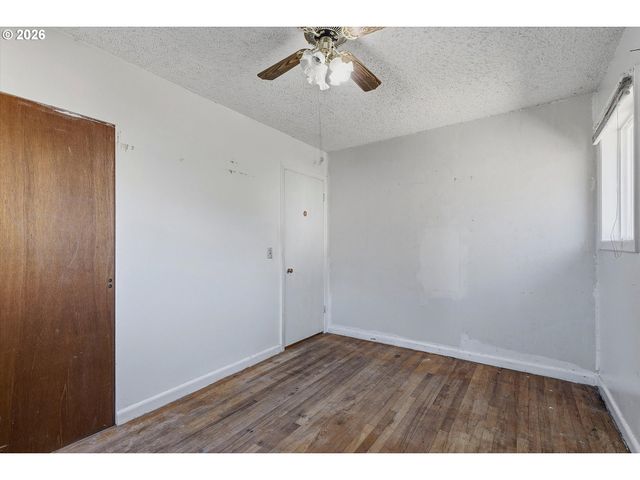 2551 CAMBRIDGE St, West Linn, OR 97068