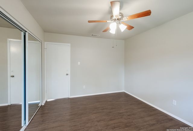 9214 Cliffvale St, San Antonio, TX 78250