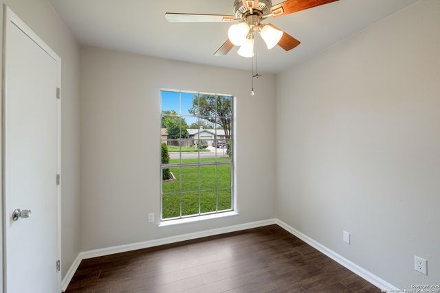9214 Cliffvale St, San Antonio, TX 78250