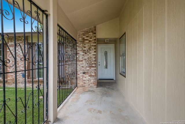 9214 Cliffvale St, San Antonio, TX 78250