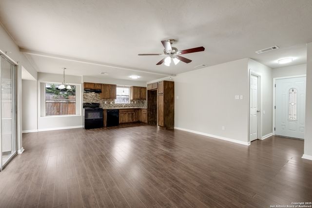 9214 Cliffvale St, San Antonio, TX 78250