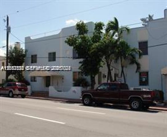 7920 Harding Ave 8, Miami Beach, FL 33141