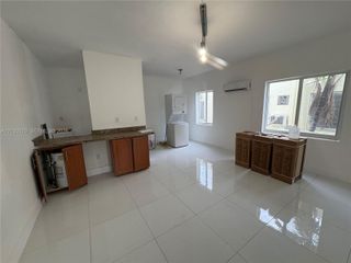 7920 Harding Ave 8, Miami Beach, FL 33141