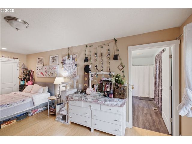 2448 Nw VIOLET Ct, Albany, OR 97321