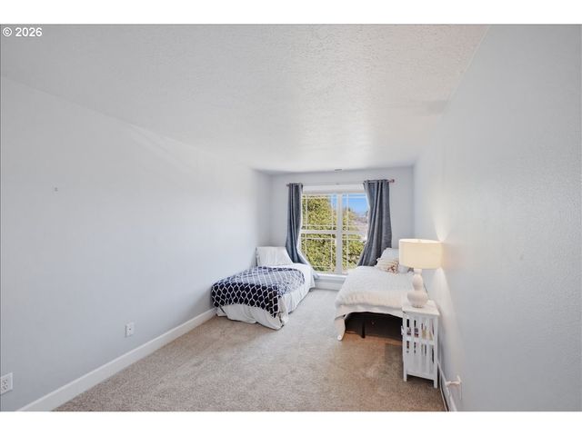 2448 Nw VIOLET Ct, Albany, OR 97321